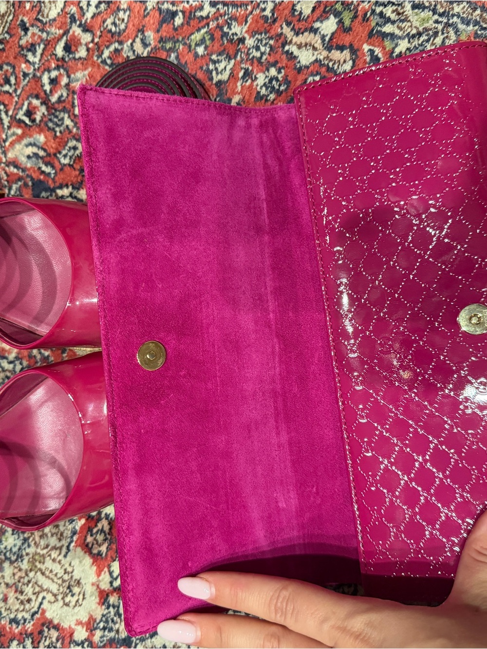 Gucci Fuchsia Patent Leather Clutch - Picture 2 of 8
